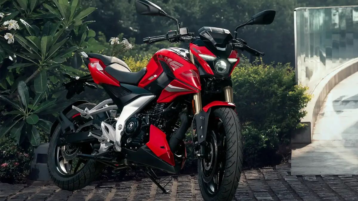 Bajaj Pulsar N160